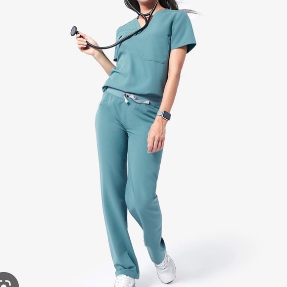 Figs Other Figs Hydrogreen Scrub Small Set Pants Top Livingston